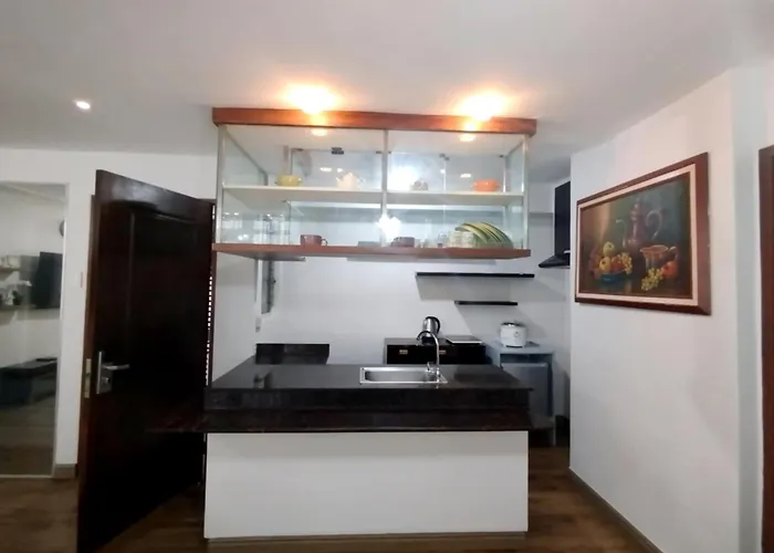 Sulit Unit 2 Santa Mesa Apartment *